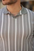 Erkek Yakalı örme Kumaş Kısa Kollu T-shirt resmi